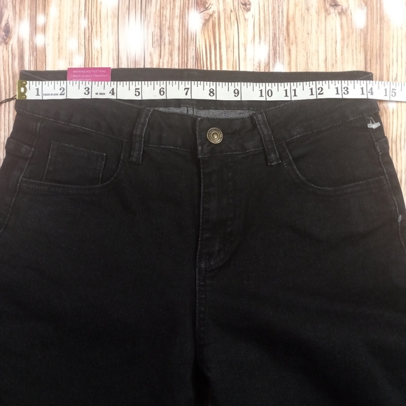 NWT HIGH RISE TENGFU BLACK FLARED LEG JEANS SIZE 6 - Picture 6 of 14